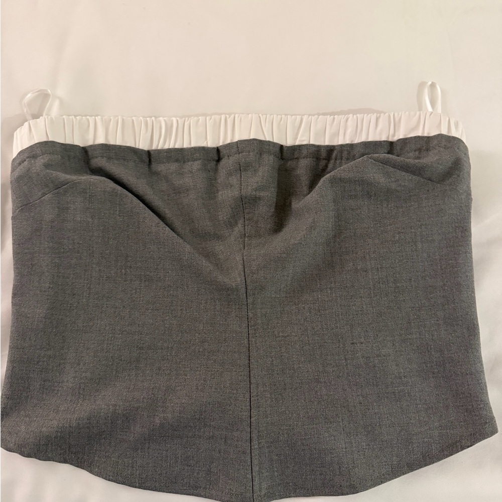 Zara Gray and White Top